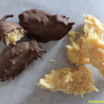 Como Cozinhar Leite Condensado na Panela de Pressão Cocada coberta com chocolate
